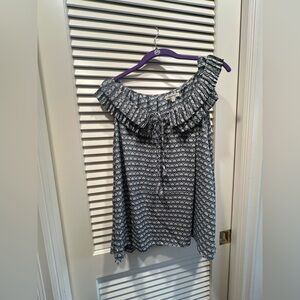 Max Studio Black and White Patterned Off-Shoulder Blouse